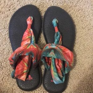 Sanuk sandals